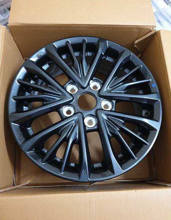 MARUTI SUZUKI Alloy Wheel (15X5 1/2J)